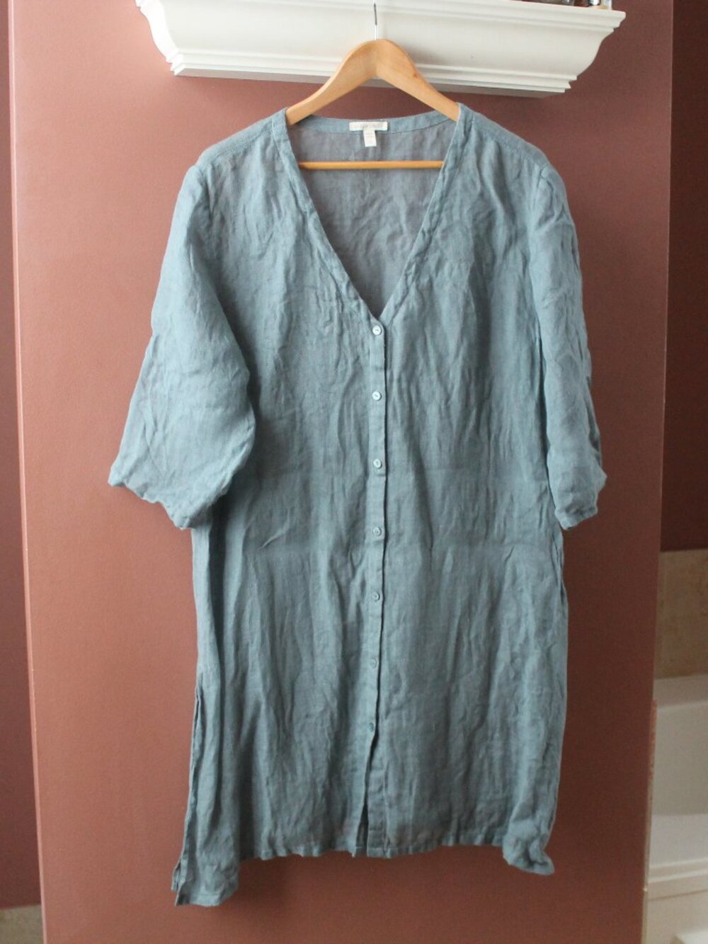 Beautiful Eileen Fisher Blue Linen Tunic V Neck Side Slits Buttons sz L